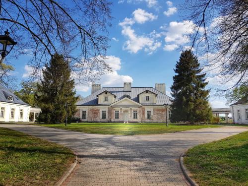 Krzelow Bed & Breakfast | Pałac w Krzelowie