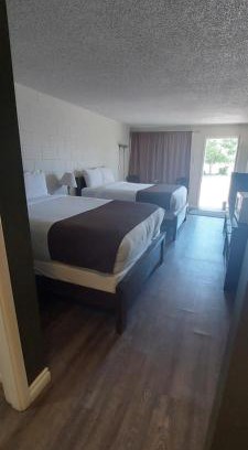 Coleman Hotel | Paddock Inn