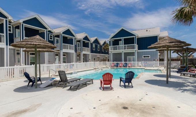 Corpus Christi Villa | Padre Beach View 237K