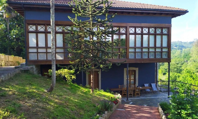 El Cuadro House | Palacete Peñanora