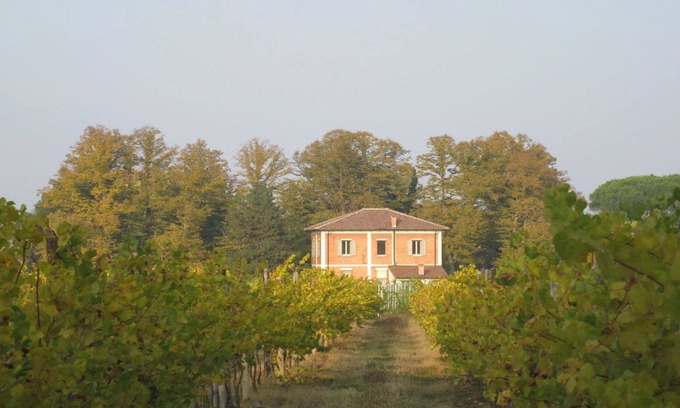 Imola House | Palazzo San Lazzaro - Guest House in a beautiful private park.
