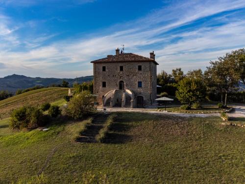 San Leo Villa | Palazzo Serre - Natura & Piscina