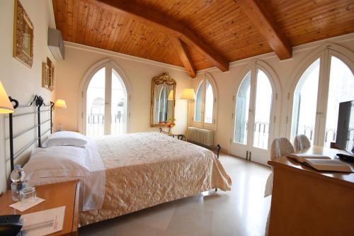 Gravina in Puglia Bed & Breakfast | Palazzo Sottile Meninni - CLASSIC ROOMS EXPERIENCE