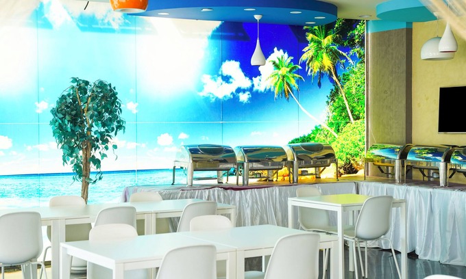 Al Maabilah Hotel | Palette Muscat Al Bayrahaa