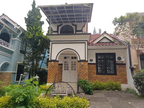Cipanas Villa | Palindo Villas