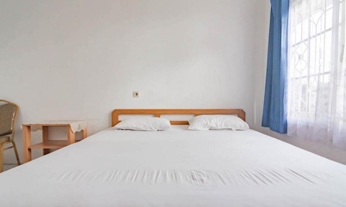 Cisarua House | Pall Inn Puncak Mitra RedDoorz