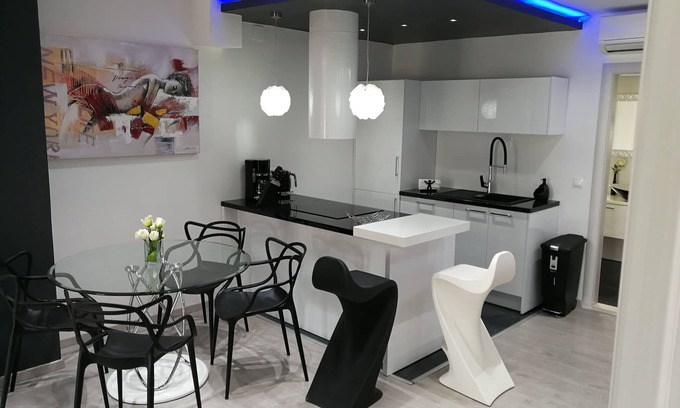 Makarska Apartment | Palladium City Center Apartment 2+2