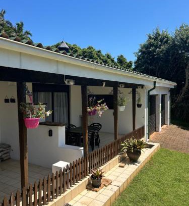 Trafalgar Apartment | Palm Cottage