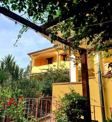 Palmas Arborea Bed & Breakfast | Palmas Anna's rooms Is Procilis