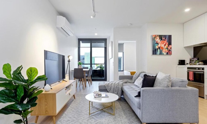 Carlton Apartment | Palmerston St Apartments by Urban Rest