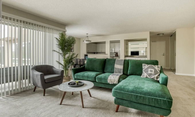 Palo Alto Apartment | Palo Alto 2BR w/ Pool, Spa, and More