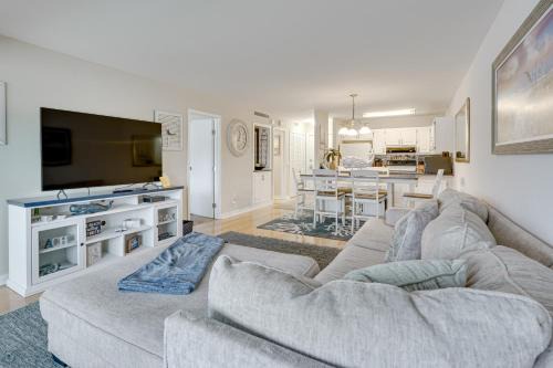 Upper Grand Lagoon Apartment | Panama City Beach Bay Point Condo Close to Golf!