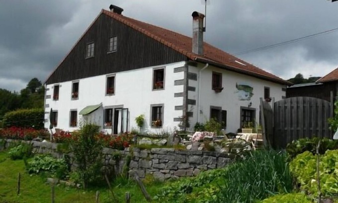 La Bresse Cottage | Panda cottage facing the Ballons des Vosges - unobstructed view, space, calm, ecology