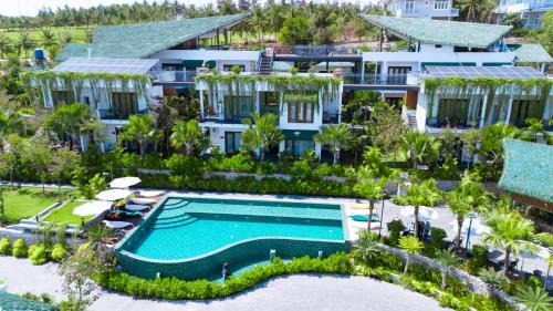 Phu Hai Beach Resort | Pandora Sand Hill Mũi Né Resort