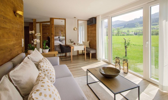 Winden im Elztal Apartment | Panorama Apartment Nussbaum, 48 qm, 1 Schlafzimmer, max. 2 Erwachsene + 1 Kind