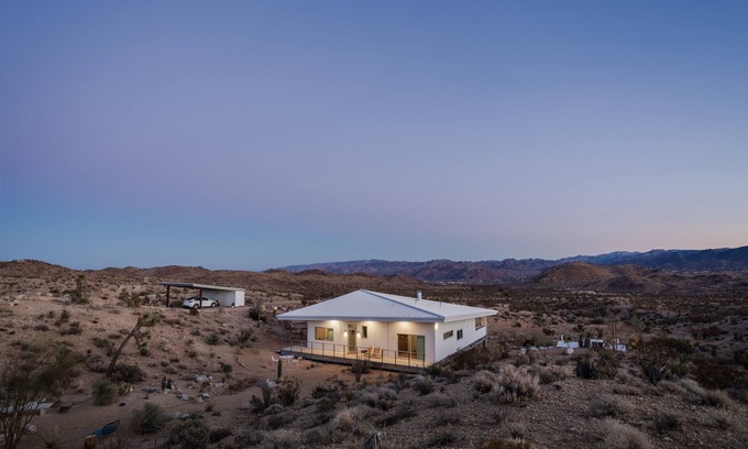 Yucca Valley House | Panorama House: Featured in Dwell