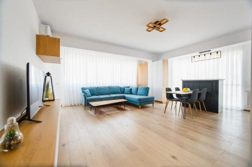 Oradea Apartment | Panorama Views - Spacious Central Apartment