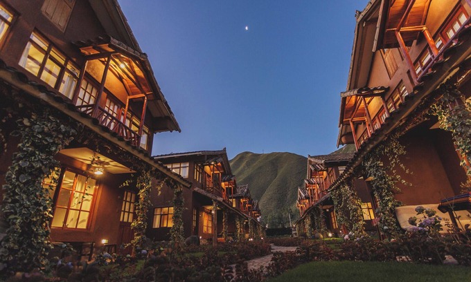 Urubamba House | Panoramic Mountain View Cabin - Last stop before Machu Picchu