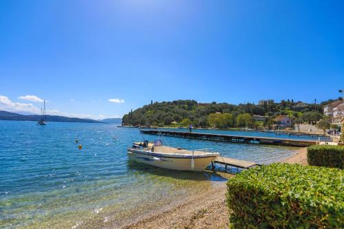 Agios Stefanos Apartment | Paola House