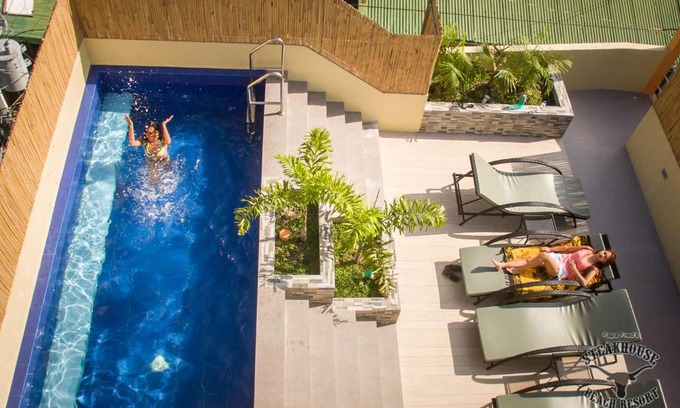 Puerto Galera Resort | Papa Freds Beach Resort