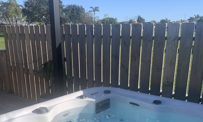 Papamoa Beach House | Papamoa Beach, Park Position