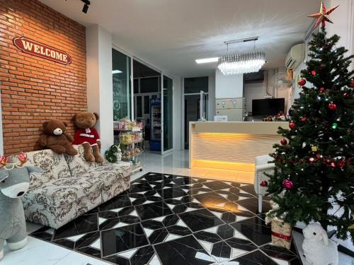 Talat Hotel | Papangkorn House
