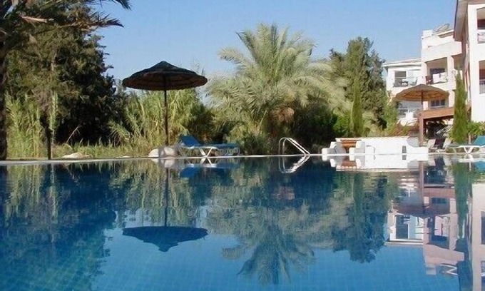 Paphos Apartment | Paphos: superb 1-bedroom apartment in seaside tourist area sleeps 2