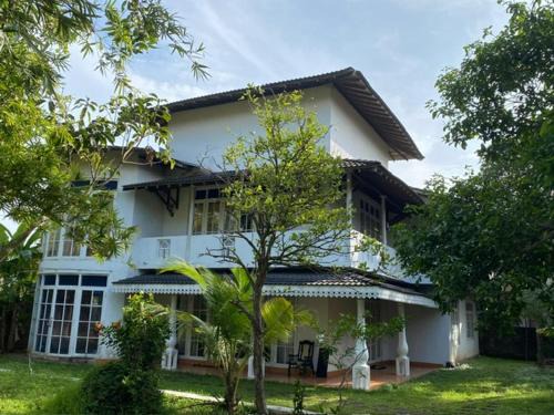 Ambalangoda House | Pappi's Chateau - 4 min walk to beach