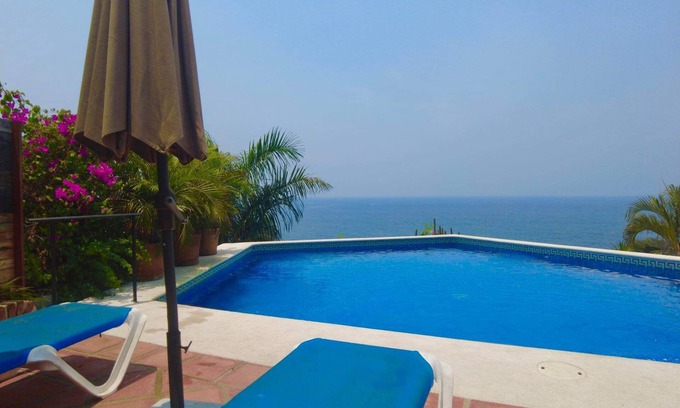 Hidalgo Apartment | Paradise awaits 5 minutes from Playa Manzanillo