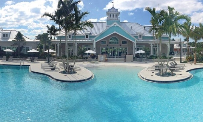 Naples Villa | Paradise Awaits at Naples Reserve 2 BR + Den/2 BA Villa