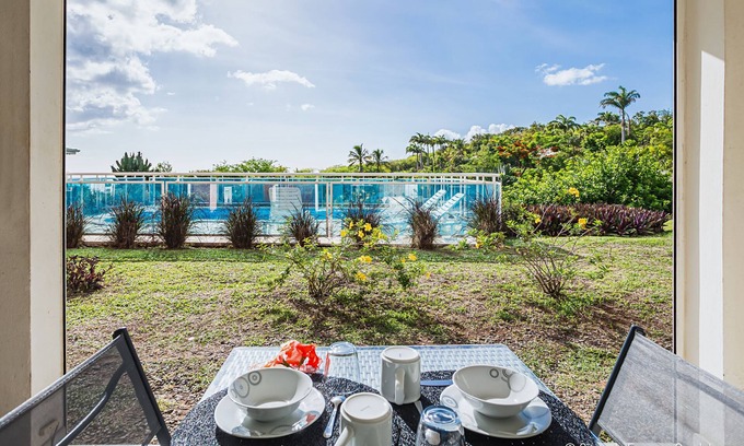 Deshaies Cottage | Paradise Bay Cozy studio by the sea with pool