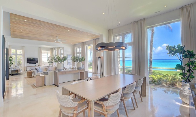 Nassau Villa | Paradise Beach Villa, OCEANFRONT~Paradise Island~