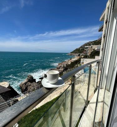 Dobra Voda Apartment | Paradise beachfront view 1