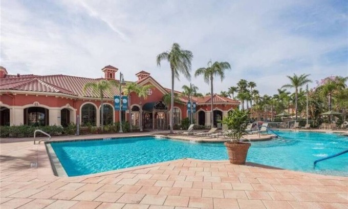 Clearwater Condo | PARADISE IN CLEARWATER 5 STAR GATED 2BED/2BATH