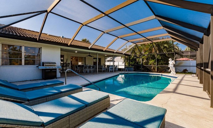 Palm River Estates House | Paradise in the Sun! Updated 3BR home w/Pool & Grill - Family Friendly!