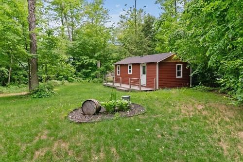 Carp Lake House | Paradise Lake Hidden Gem