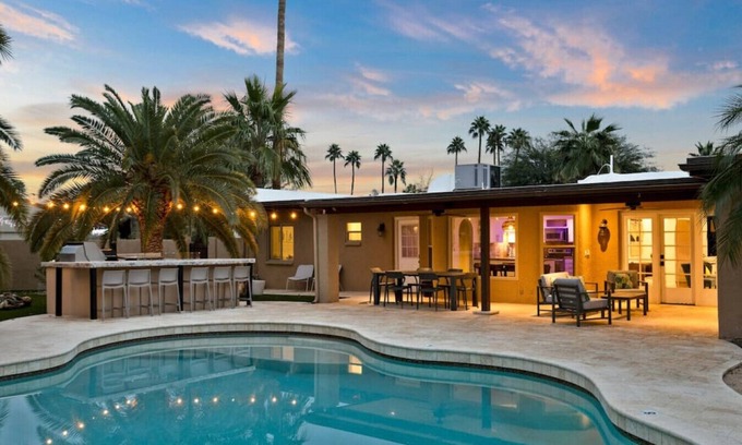 La Paz At Desert Springs House | Paradise Palms|Shop+Dine+Shine!