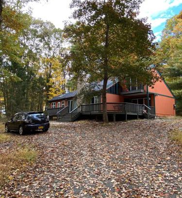 Hawley Ski Chalet | Paradise Uncovered Chalet Near Lake