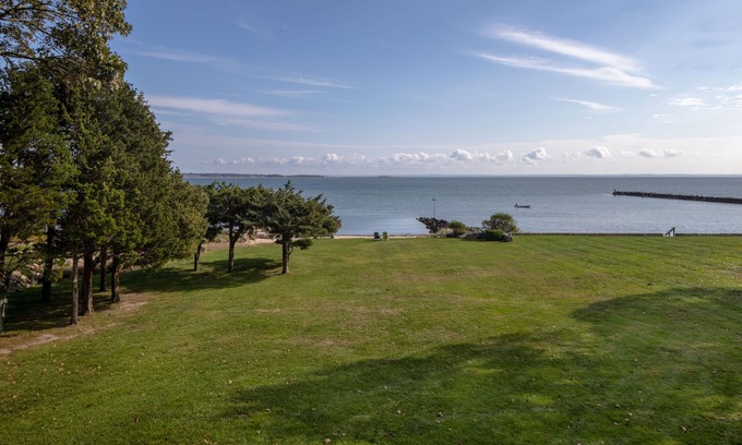 Mattapoisett House | Paradise Water Front with a Private Beach!