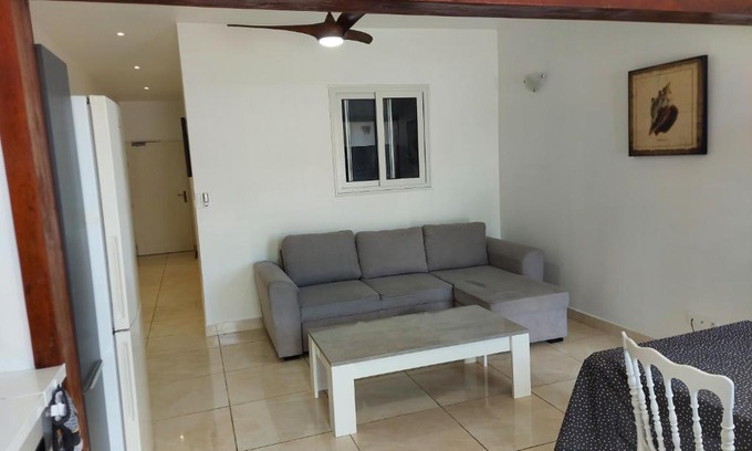 Les Terres Basses Apartment | Paradise01