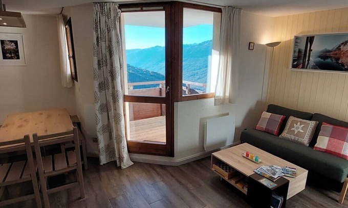 Vallandry Apartment | Paradiski, closed to the slopes and shops vallandry