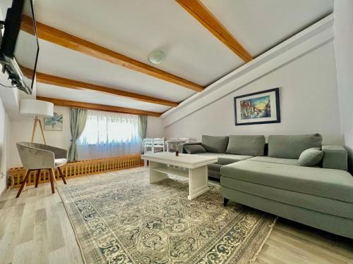 Vatra Dornei Apartment | Parc Vatra Dornei 2 - Family, couples & groups