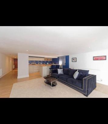 Harrogate House | Park drive the oval