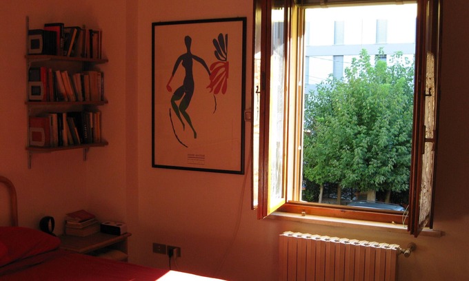 Mantua Apartment | Park front with free private parking and use 2 bikes. Check out until 6 p.m.