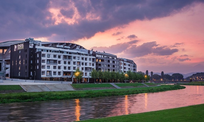 Centar Hotel | Park Hotel & Spa