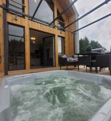 Grybow House | Parkcity SPA Domek z jacuzzi w górach