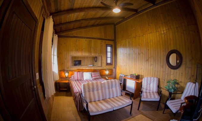 Sao Francisco de Paula House | Parque das Cascatas