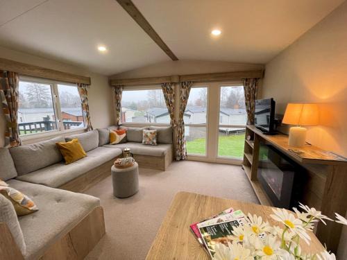 Beattock House | Pass the Keys Cosy 3BR Getaway in Beautiful Country Park