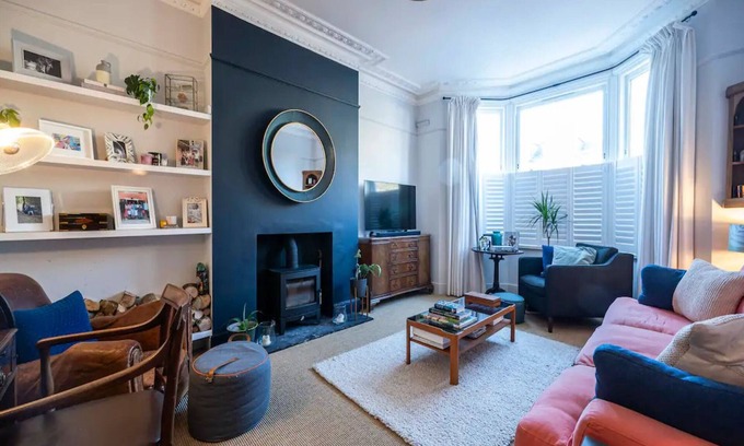 Dulwich House | Pass the Keys | London Spacious Dulwich family house with Pool
