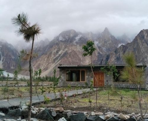 Hunza Hotel | Passu serene hotel